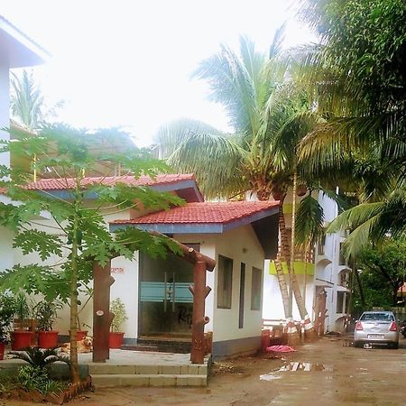 Ruturaj Inn Alībāg Esterno foto