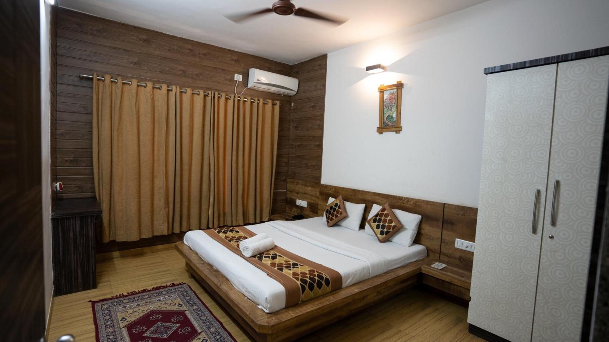 Ruturaj Inn Alībāg Esterno foto